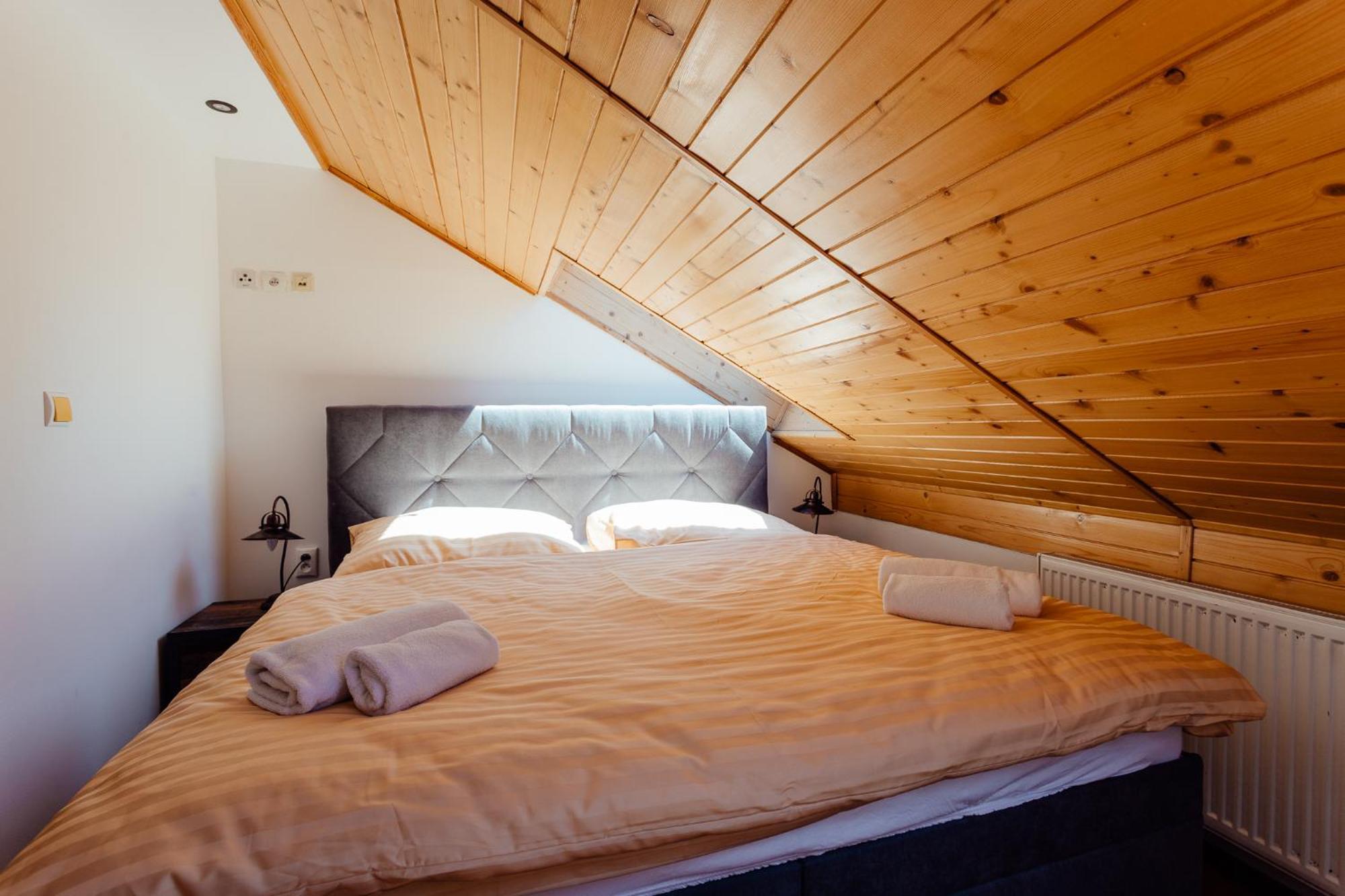 Aparthotel Botanicky Dvor Banská Štiavnica Exterior foto